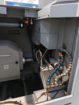 Tornio a fantina mobile a 5 assi Cnc