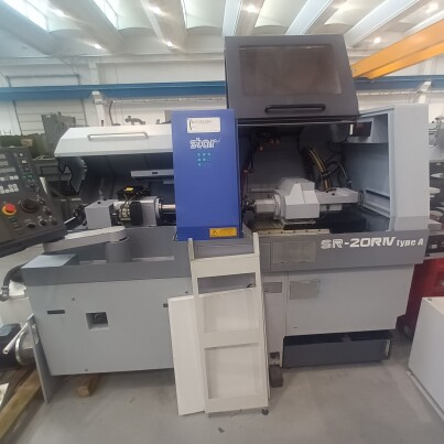 Tornio a fantina mobile a 5 assi Cnc